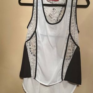 Akira Lace Eggshell And Black Tank